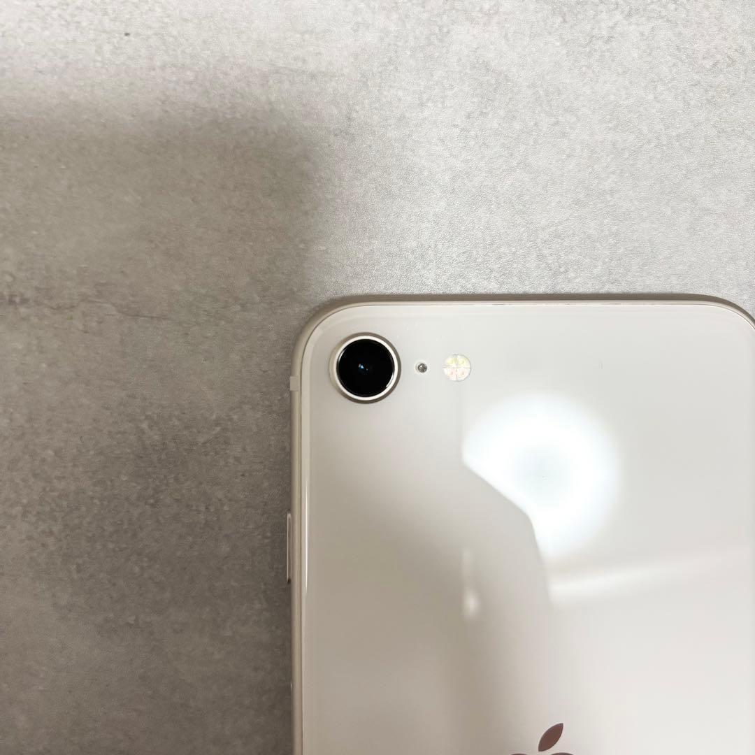 美品 iPhone SE 第3世代 64GB ホワイト バッテリ100% 253
