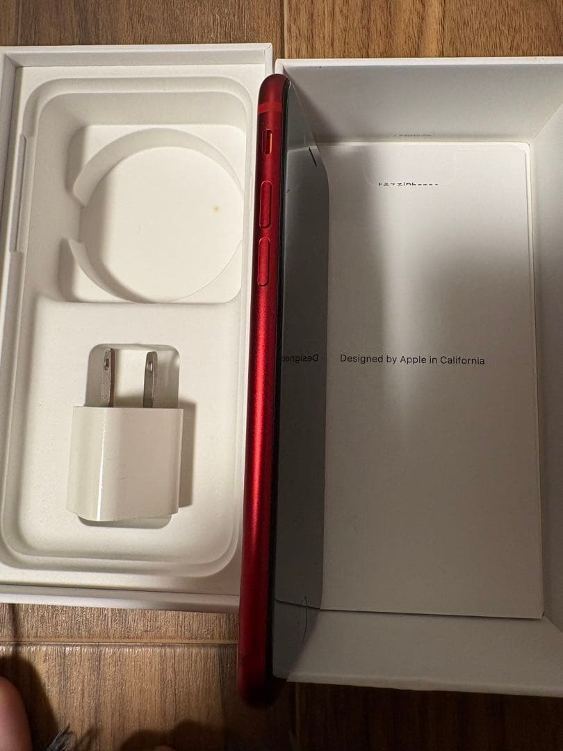 Apple iPhone SE (第2世代) SIMロック解除済