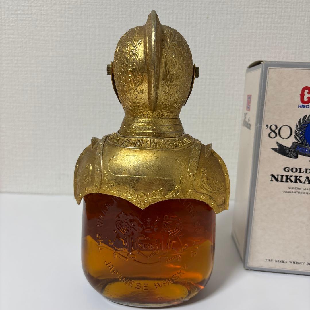 ニッカウイスキー　G&G 鎧　武将　金色 騎士甲冑　ヒロシマ‘80 優勝記念ボト