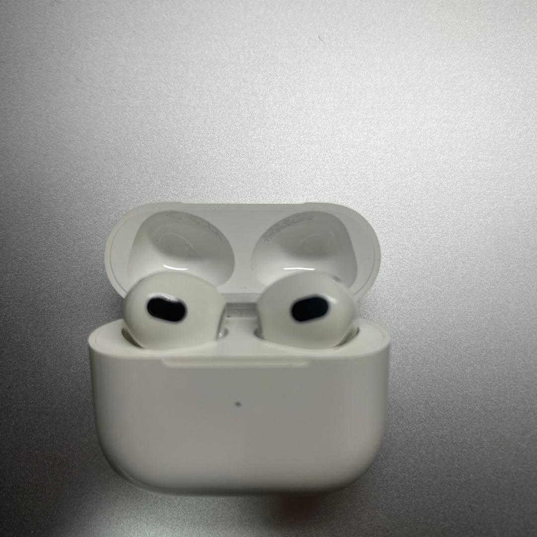 AirPods 3 本体