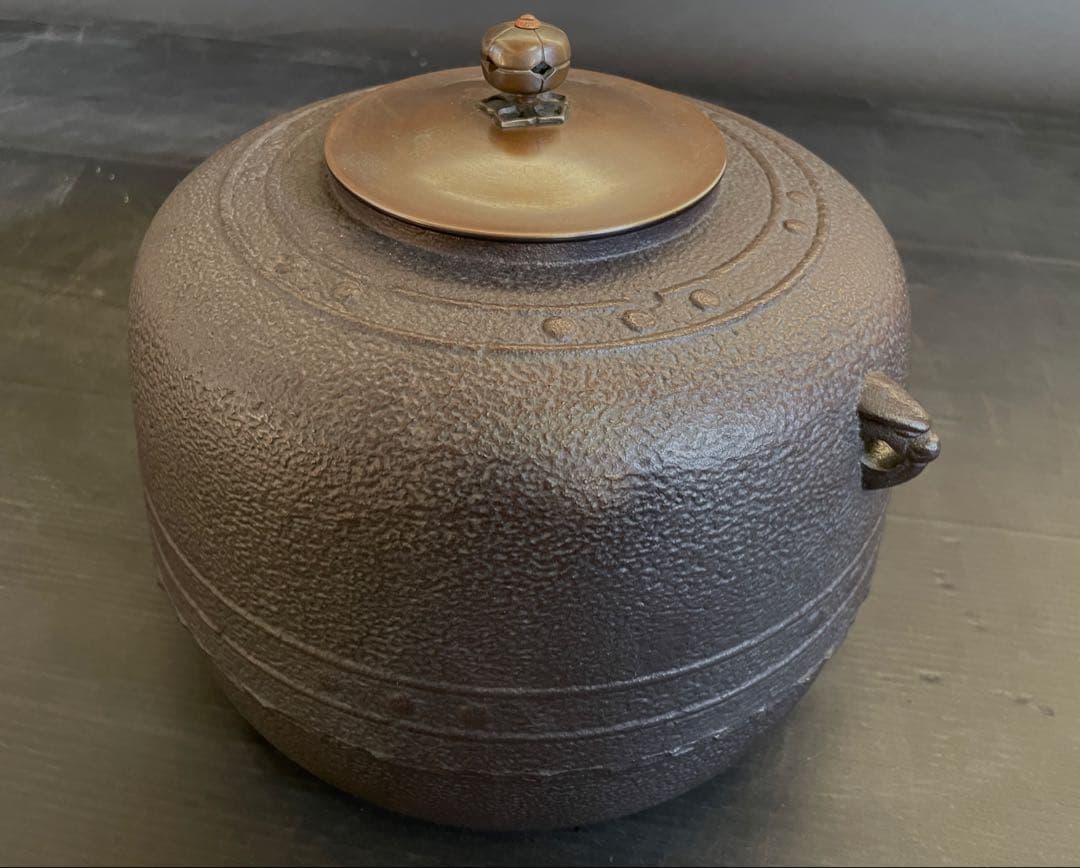 【未使用 美品】「母」 菊地 政光 万代屋釜 炉釜 共箱 茶道具 （217F⑨）