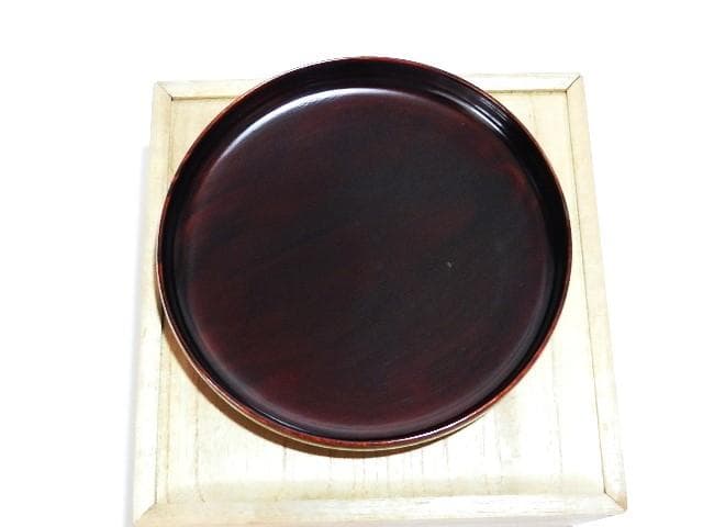 骨董溜塗菓子器（三上揚光堂製）