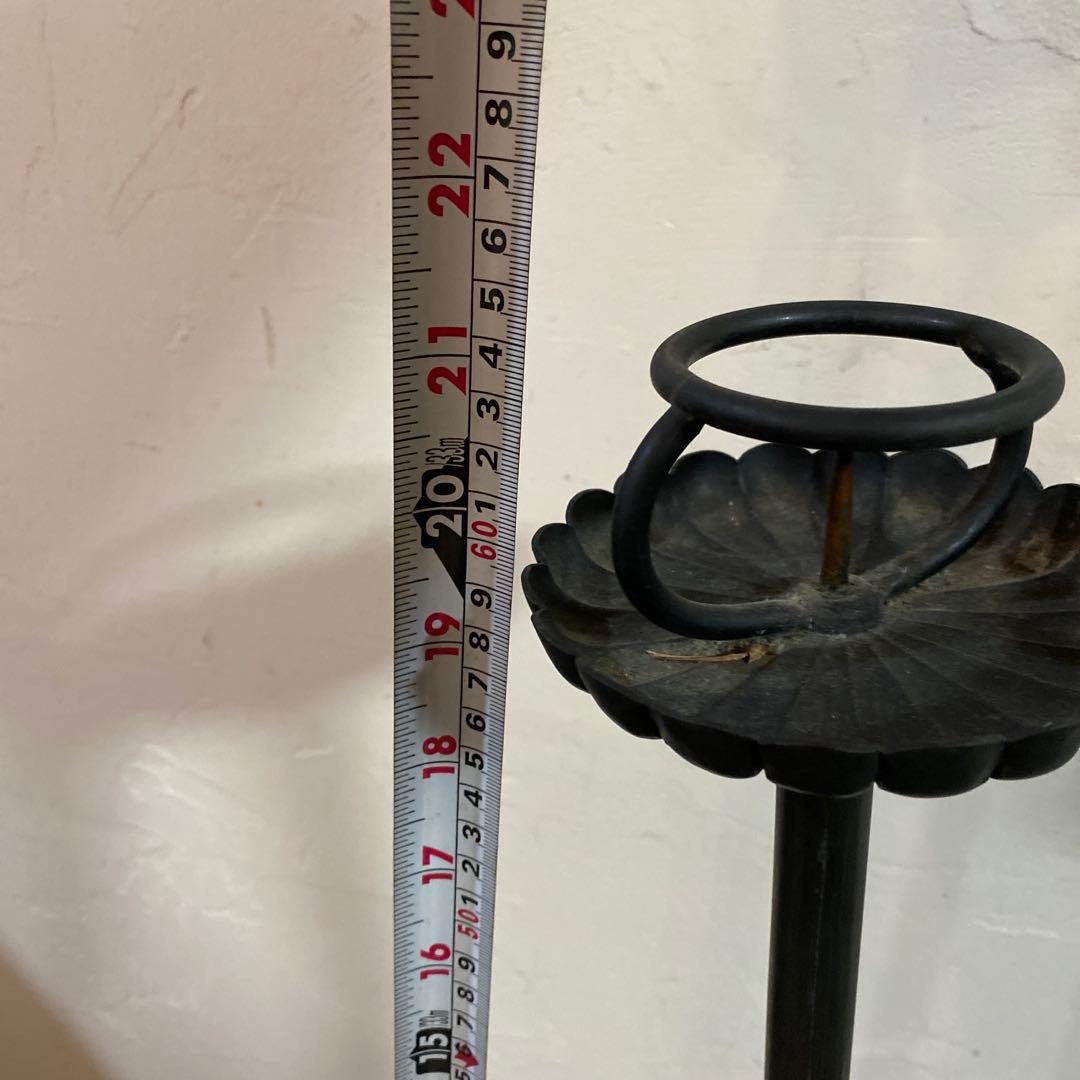 古い古い骨董の蝋燭立て　湛慶　灯火器