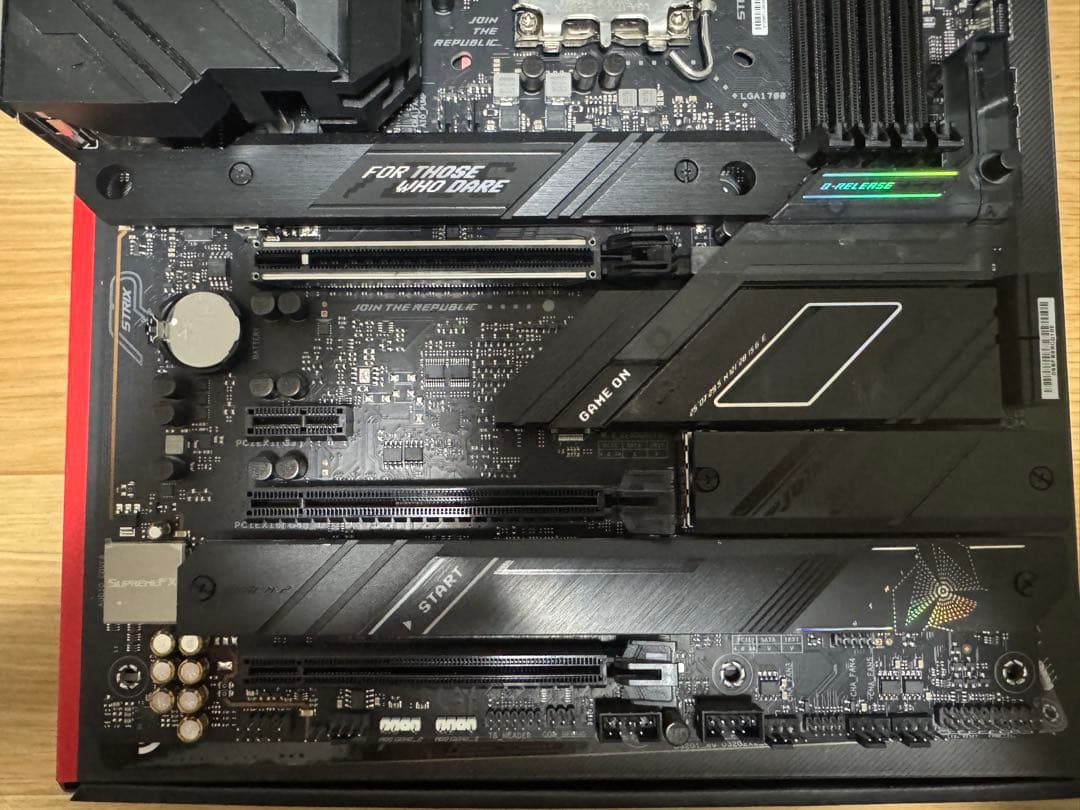 ASUS ROG STRIX Z790-F GAMING WiFi マザーボード