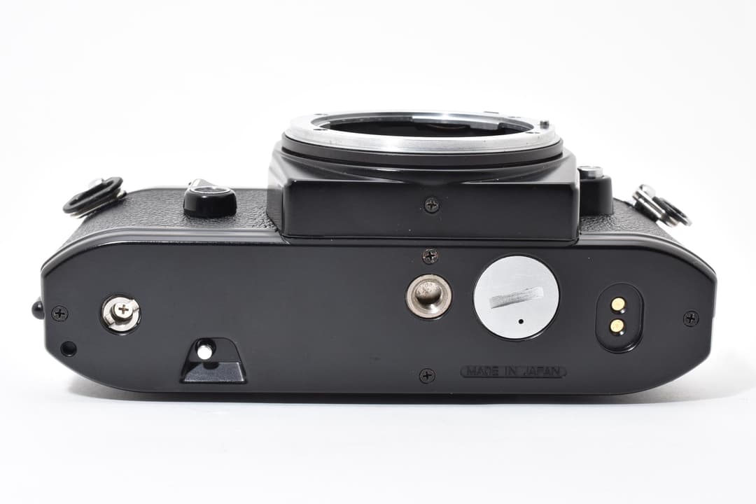 美品 Nikon EM モルト交換済み ボディ 9574