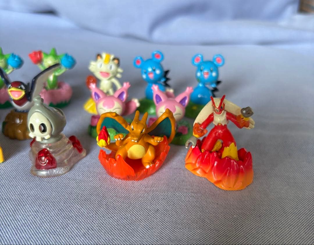 非売品 ポケモンフィギュア 13匹 リザードン