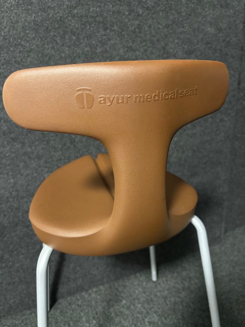 Ayur Chair アーユル・チェアー スツール　4本脚タイプ Mサイズ