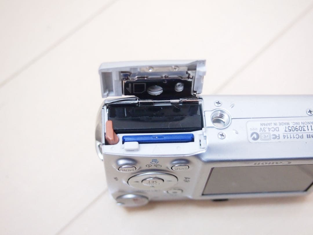 Canon IXY DIGITAL600 コンパクトデジタルカメラ PC1114