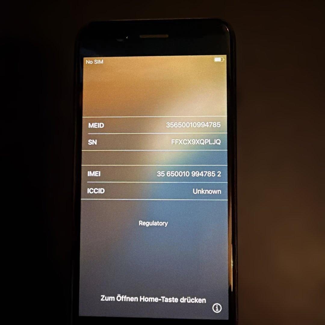 Apple iPhone SE(第二世代) ブラック 64GB simフリー