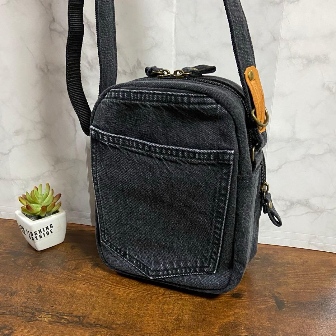 Ｎｏ.62 デニムリメイク【ショルダーバッグ】サコッシュ ハンドメイド