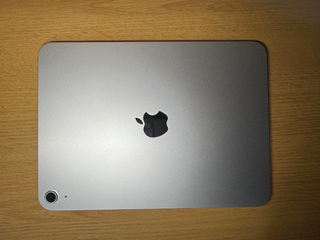 【極美品】iPad11世代【A16】128GBシルバー 本体