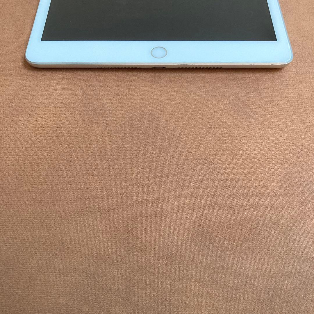 523【早い者勝ち】電池最良好☆iPad8 第8世代 32GB SIMフリー☆