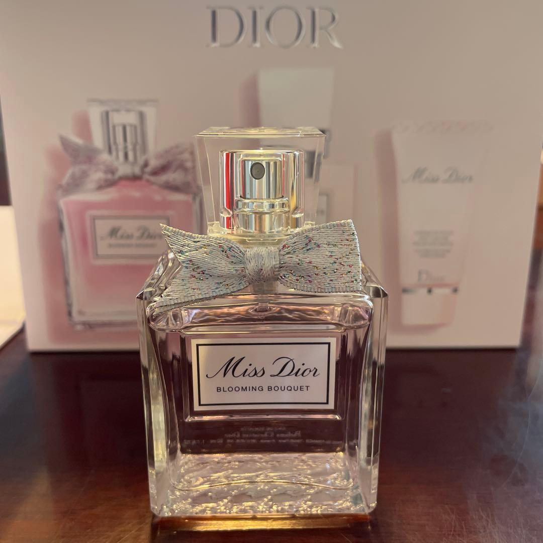 Miss Dior Blooming Bouquet 3点 香水 ミスディオール