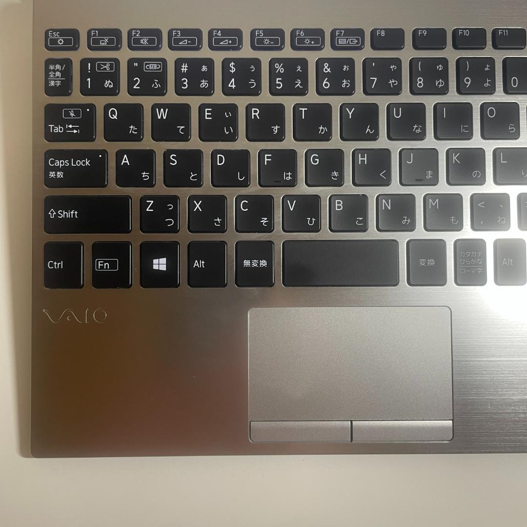 ★ 第11世代i5 VAIO★ SSD256 メモリ8GB B73