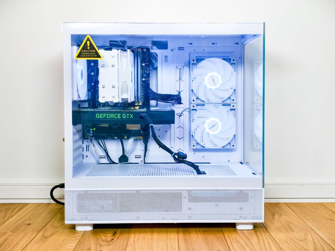 白ゲーミングPC i7-4770S GTX1060 新品SSD Office