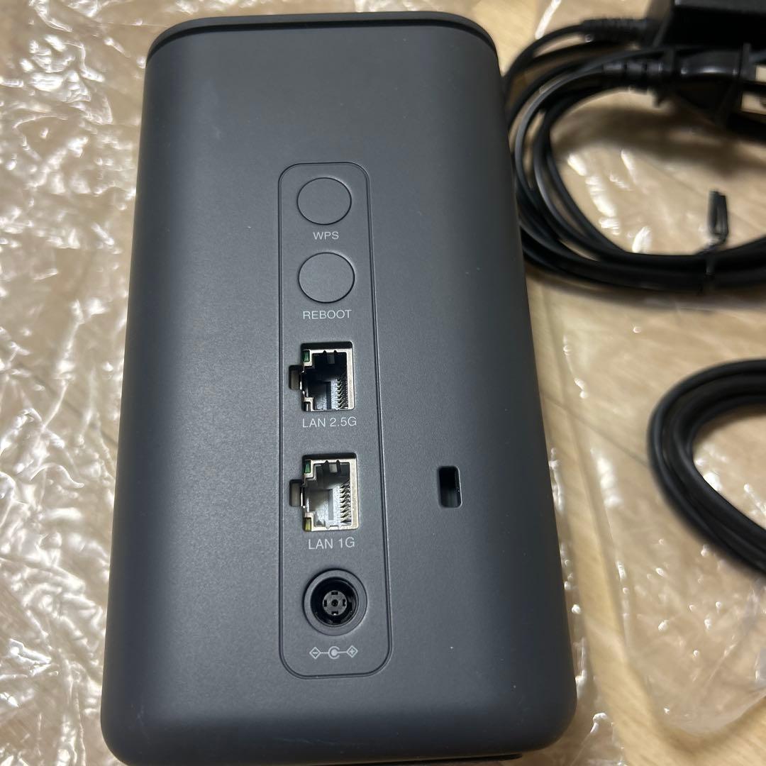 NTTdocomo  5G HR02 ルーター　ホームルーター
