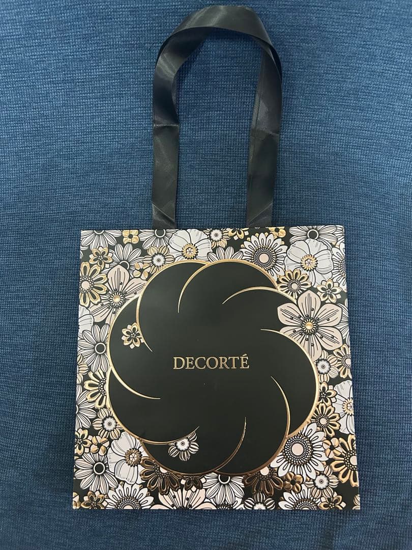 【新品】DECORTÉ クリスマスコフレ2025 エターナルブルーム 3点+袋