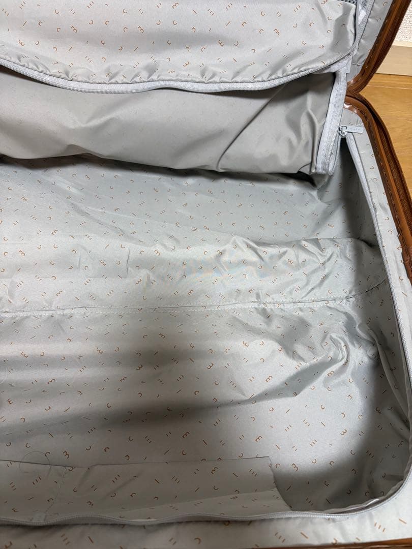 moln モルン　スーツケース　Large 92L