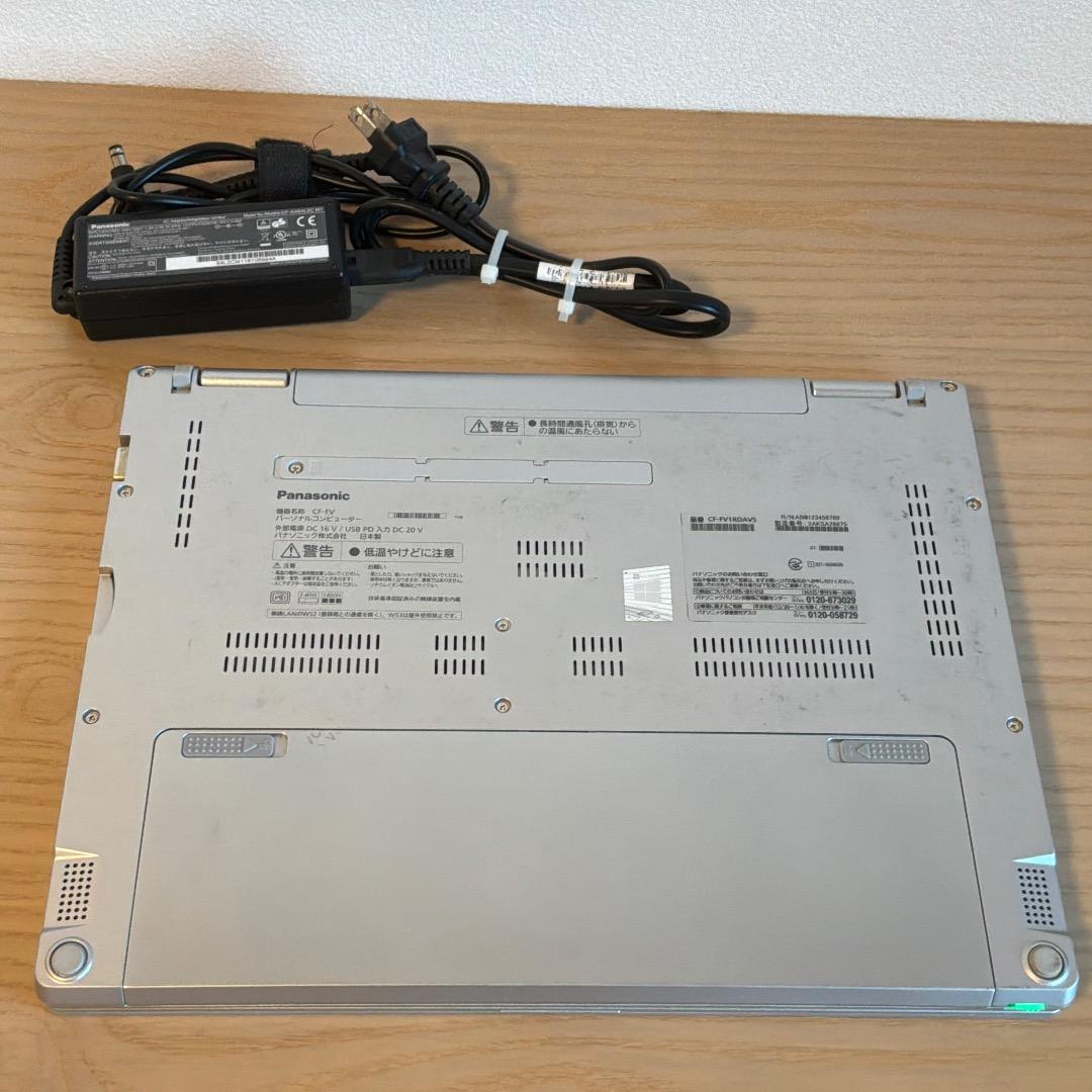 【送料無料】Panasonic CF-FV1 i5/16GB/256GB