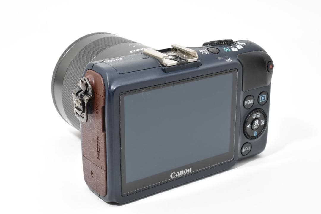 ■ 美品 ■ キヤノン　Canon EOS M2 レンズキット 安心の動作確認済