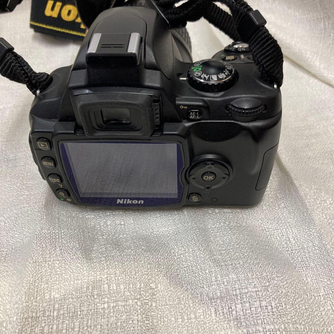 Nikon D40X デジタル一眼レフカメラ　1020万画素CCDセンサー