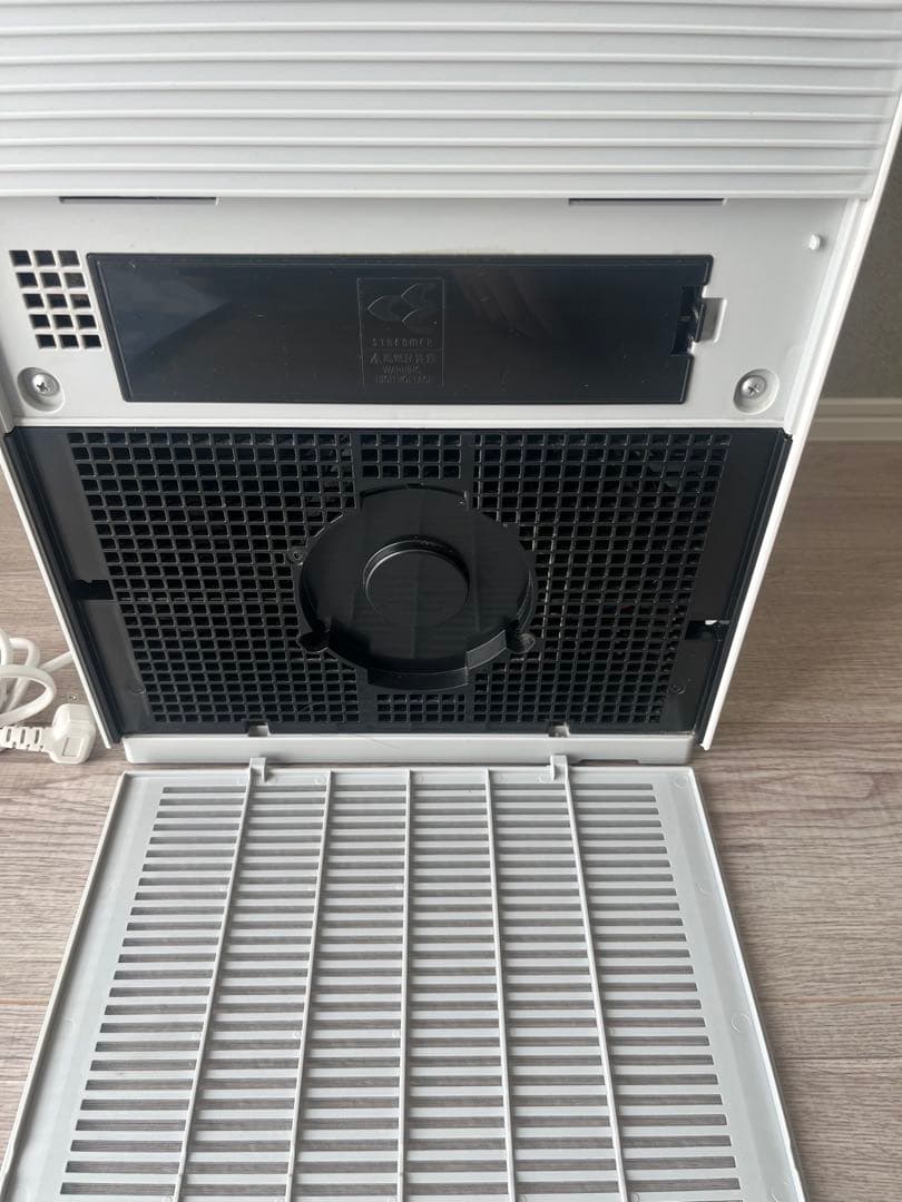 【美品】DAIKIN 加湿器付き空気清浄機 MCK70ZKS-W 2023年製