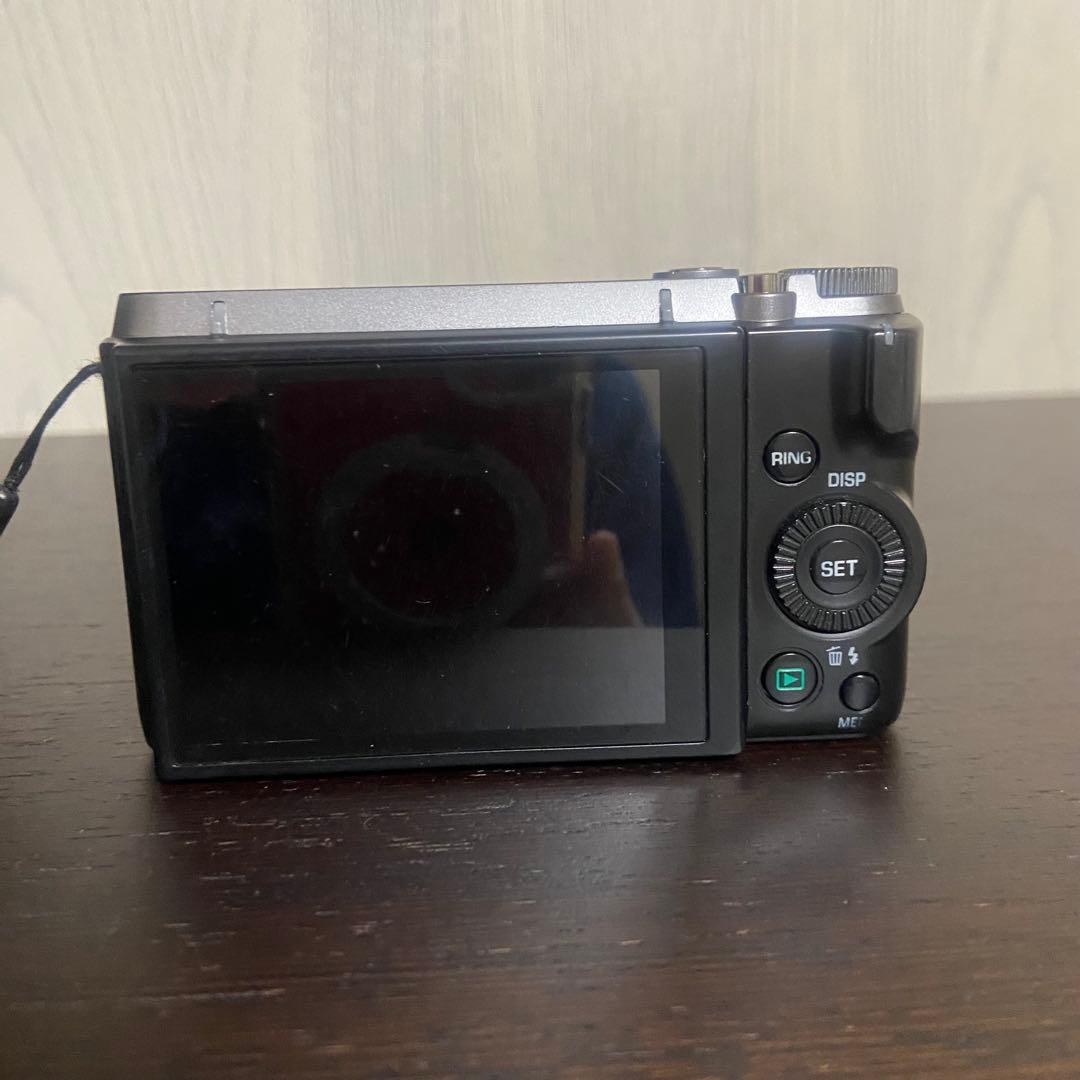 CASIO EXILIM EX-ZR1100 新品バッテリー＋新品充電器付き