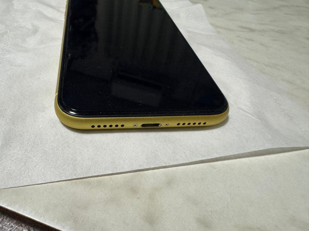 iPhoneXr イエロー 128GB SIMフリー 本体