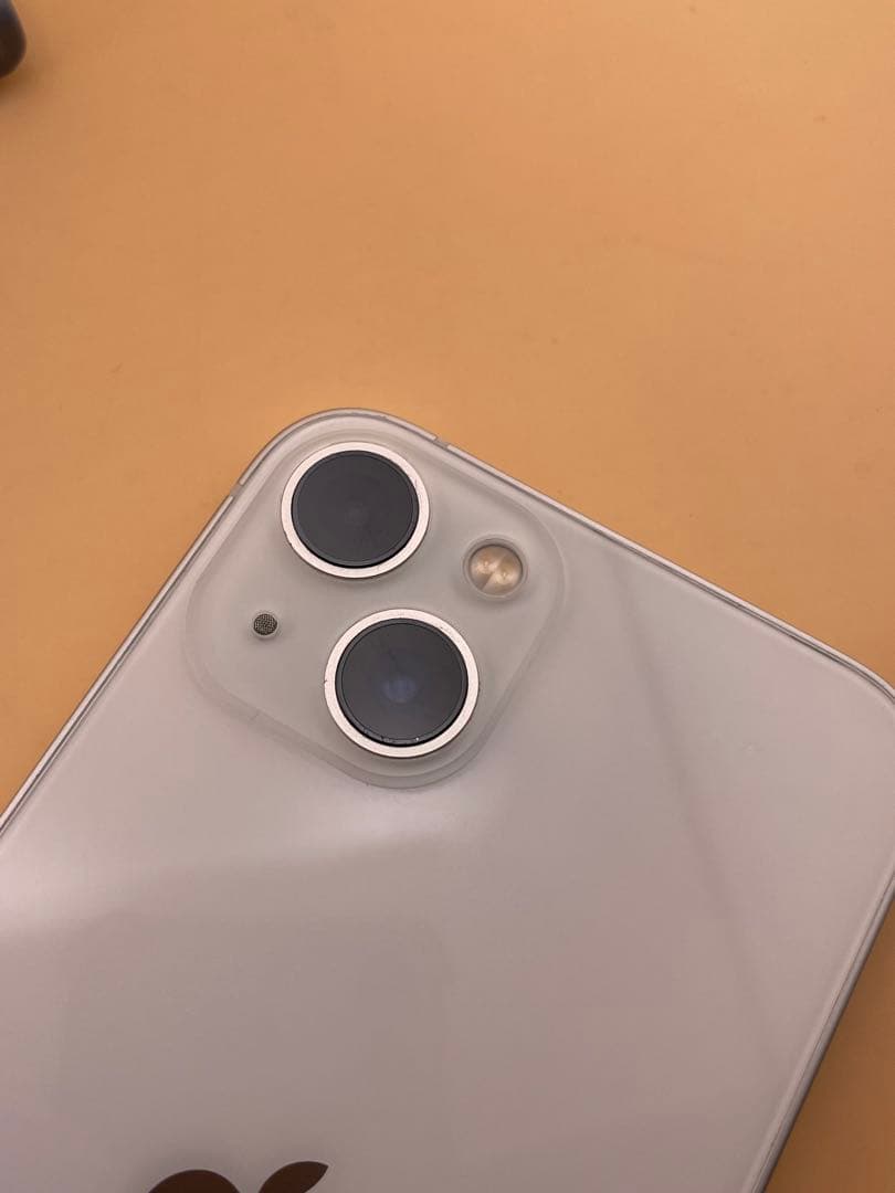 Iphone 13 128GB SIMフリー　スターライト　バッテリー90％
