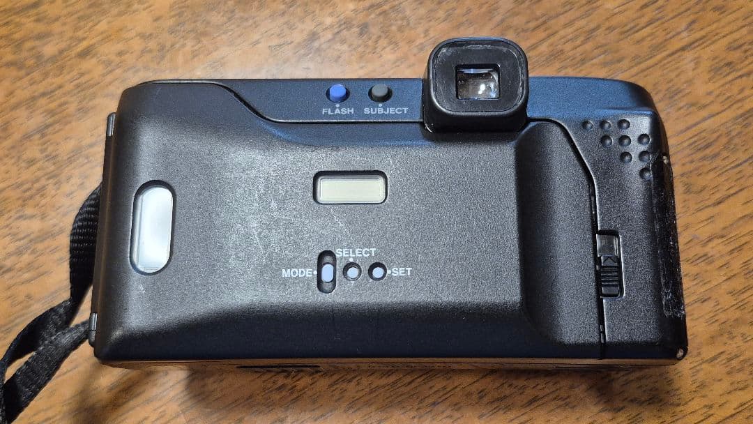 OLYMPUS MULTI ZOOM IZM200コンパクトカメラ 収納ケース付
