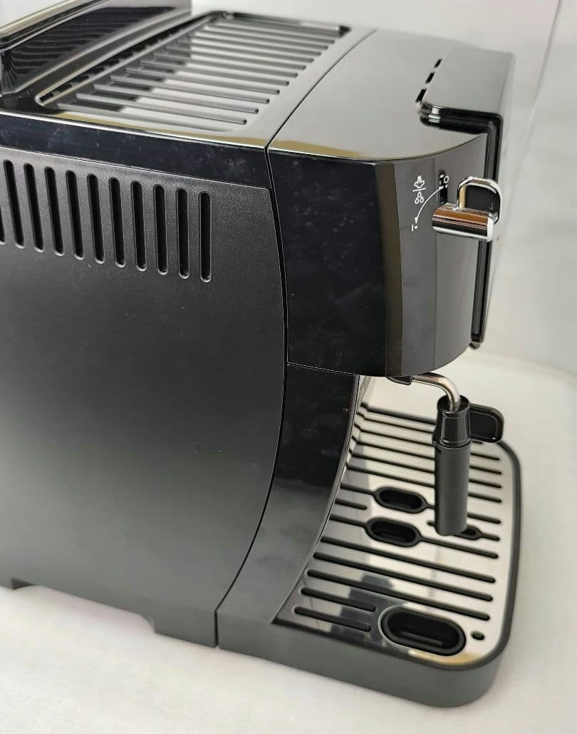 デロンギ　マグニフィカ スタート 全自動コーヒーマシン　ECAM22020B