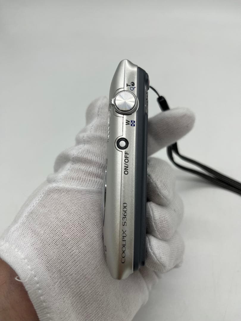 ★Nikon COOLPIX コンパクトデジタルカメラ　①