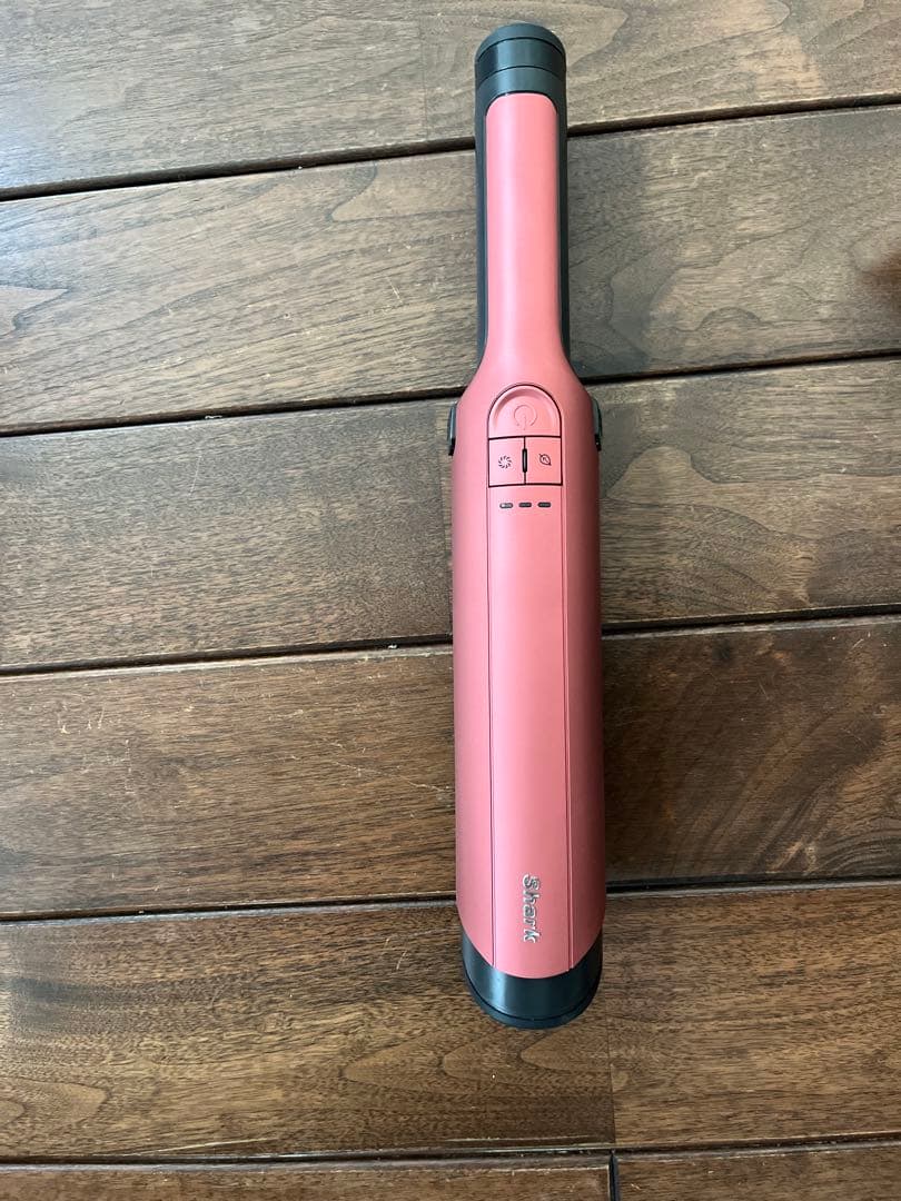 シャークハンディクリーナー　本体 充電器付き　状態良し