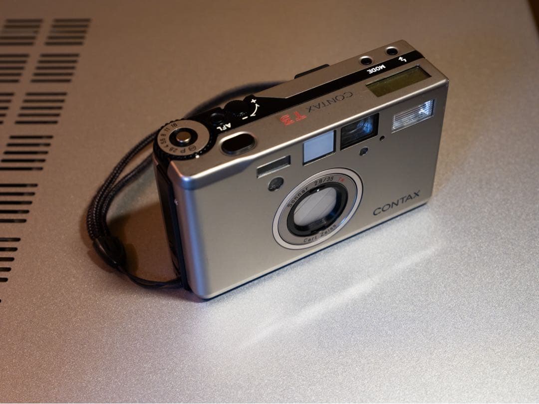 後期型CONTAX T3 Dayback チタンシルバー　作例付き