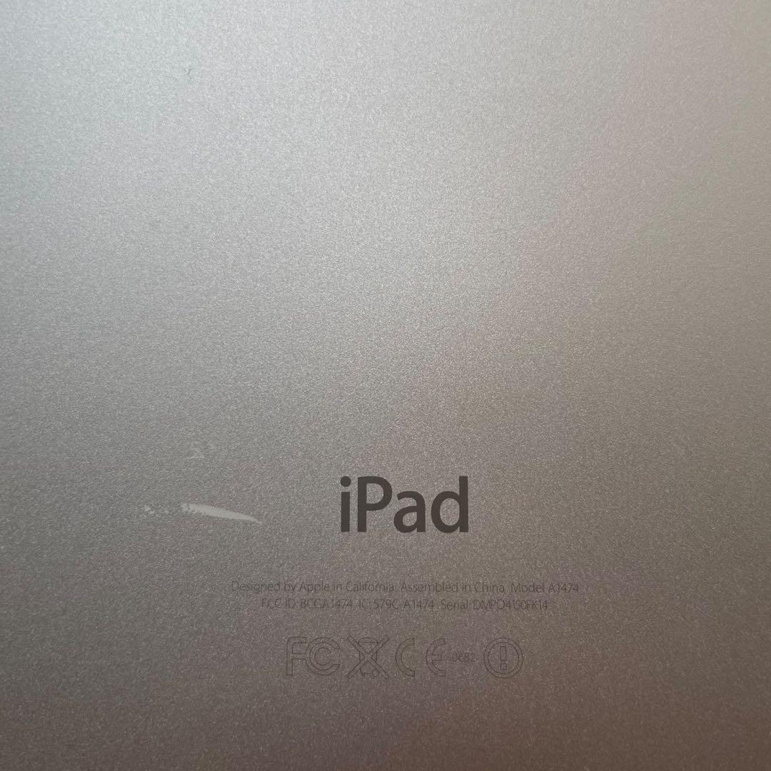 iPad Air本体（A1474）16GBシルバーWi-Fiモデル
