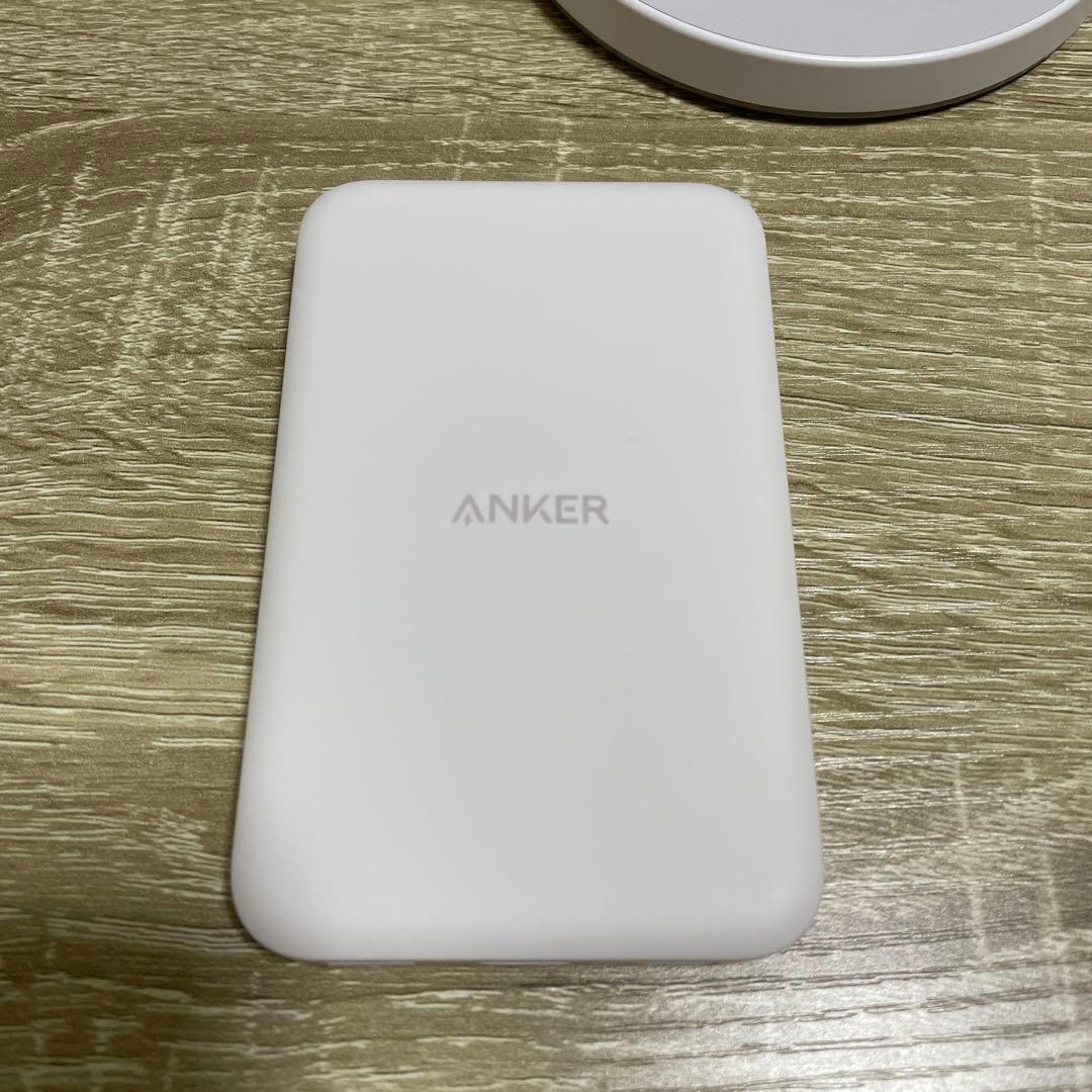 ANKER ワイヤレスモバイルバッテリー ホワイト｜Anker 633
