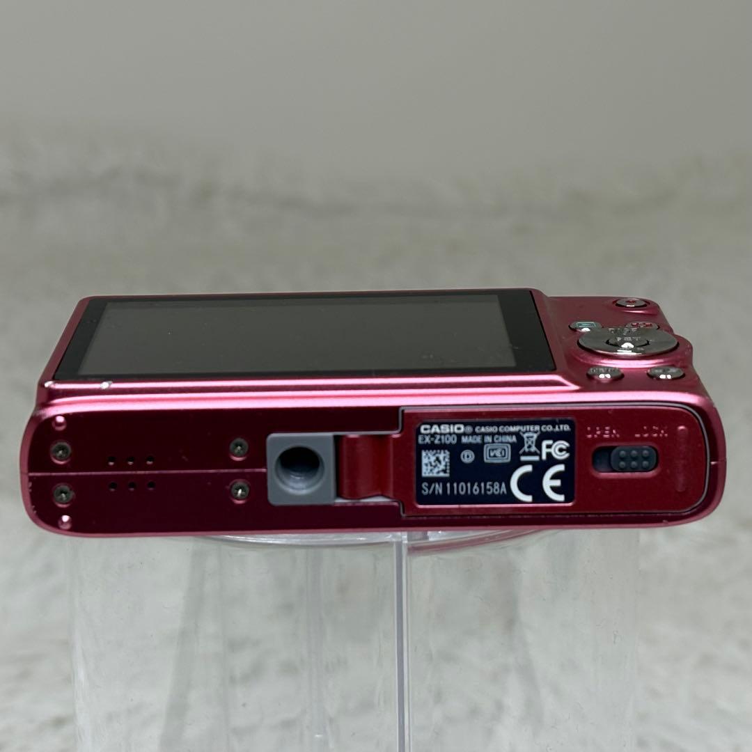 CASIO カメラ　エクシリム　EX-Z100 充電器　ピンク コンデジ　動作品