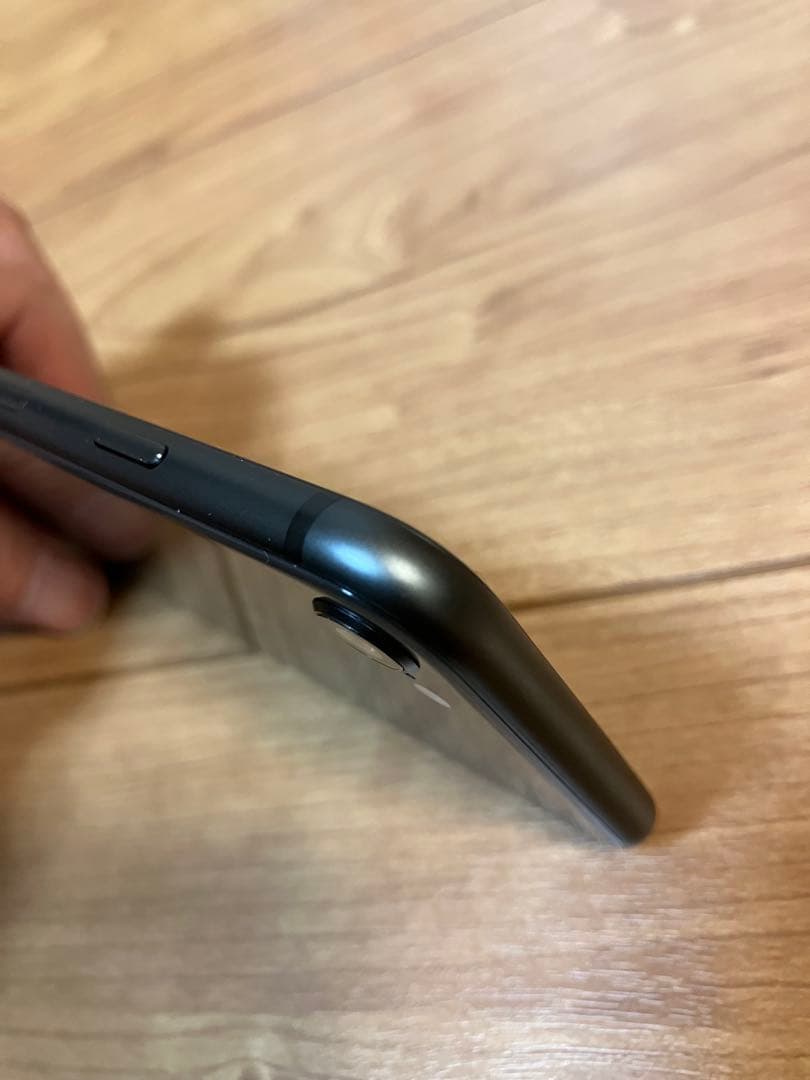 Apple iPhone 8 スペースグレイ Lightningケーブル付き