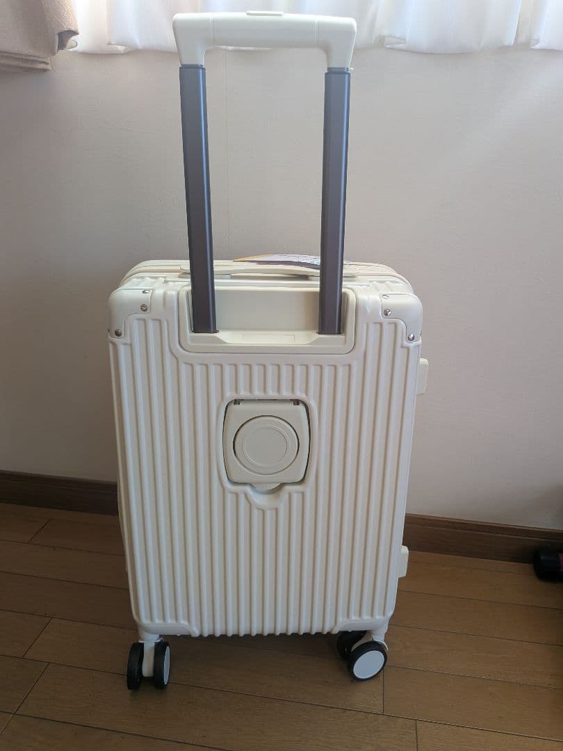 【新品・機内持込】多機能スーツケース Sサイズ ドリンクホルダー USBポート付