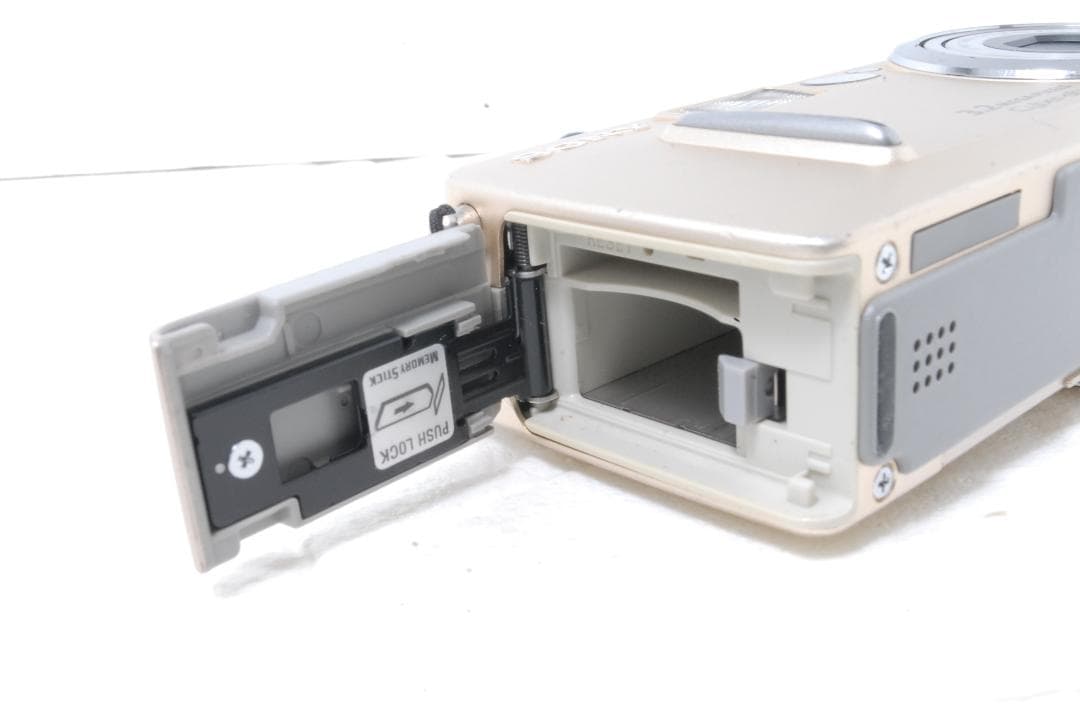 【動作確認済】SONY Cyber-shot DSC-P7 オールドコンデジ
