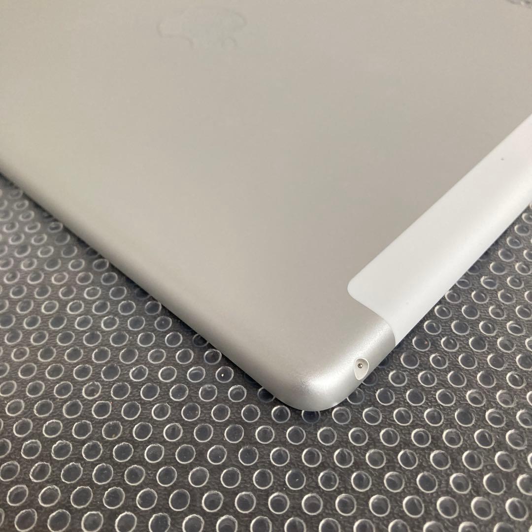 1082 電池ほぼ新品☆比較的美品☆iPad9 第9世代 64GB SIMフリー