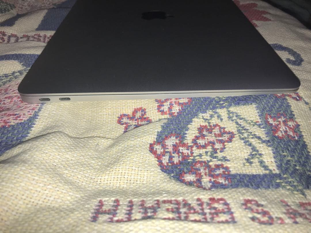 Apple MacBook Air スペースグレー　最終値下げ