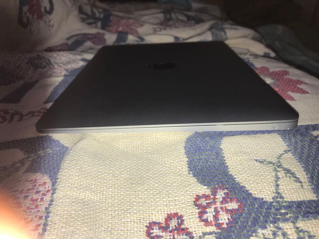 Apple MacBook Air スペースグレー　最終値下げ
