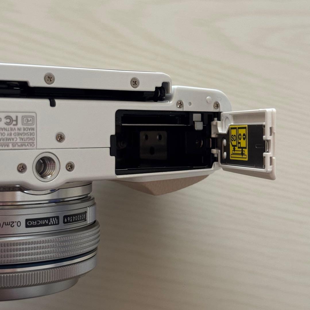 【最終値下げ】 OLYMPUS PEN Lite E-PL7