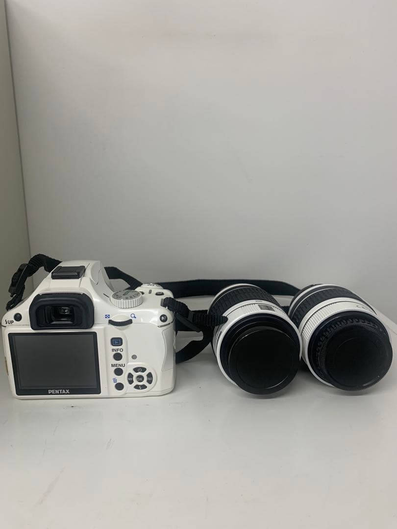 PENTAX デジタル一眼レフカメラ k-2000 ホワイト 2本レンズセット