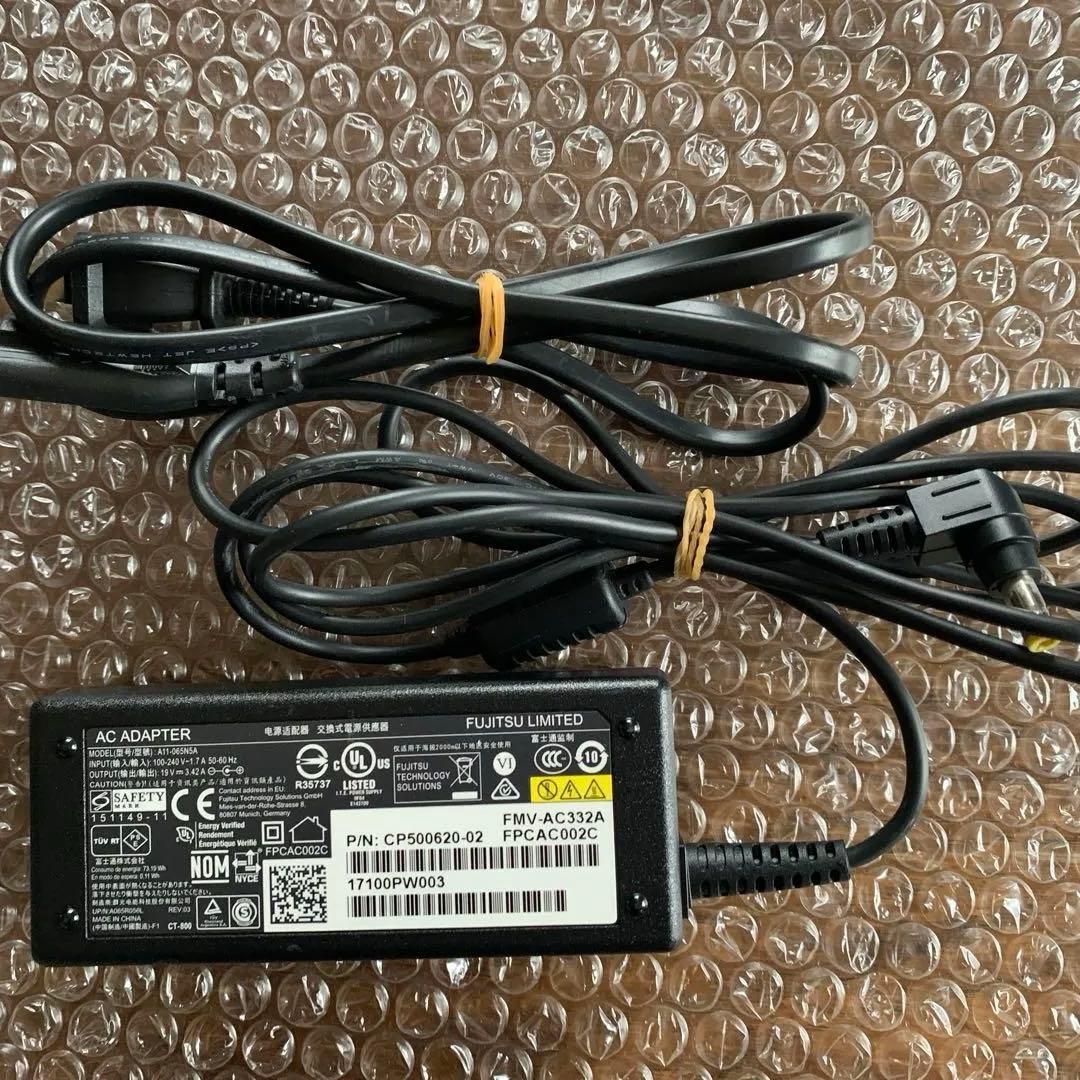 Fujitsu LIFEBOOK AH53/D3 ジャンク品