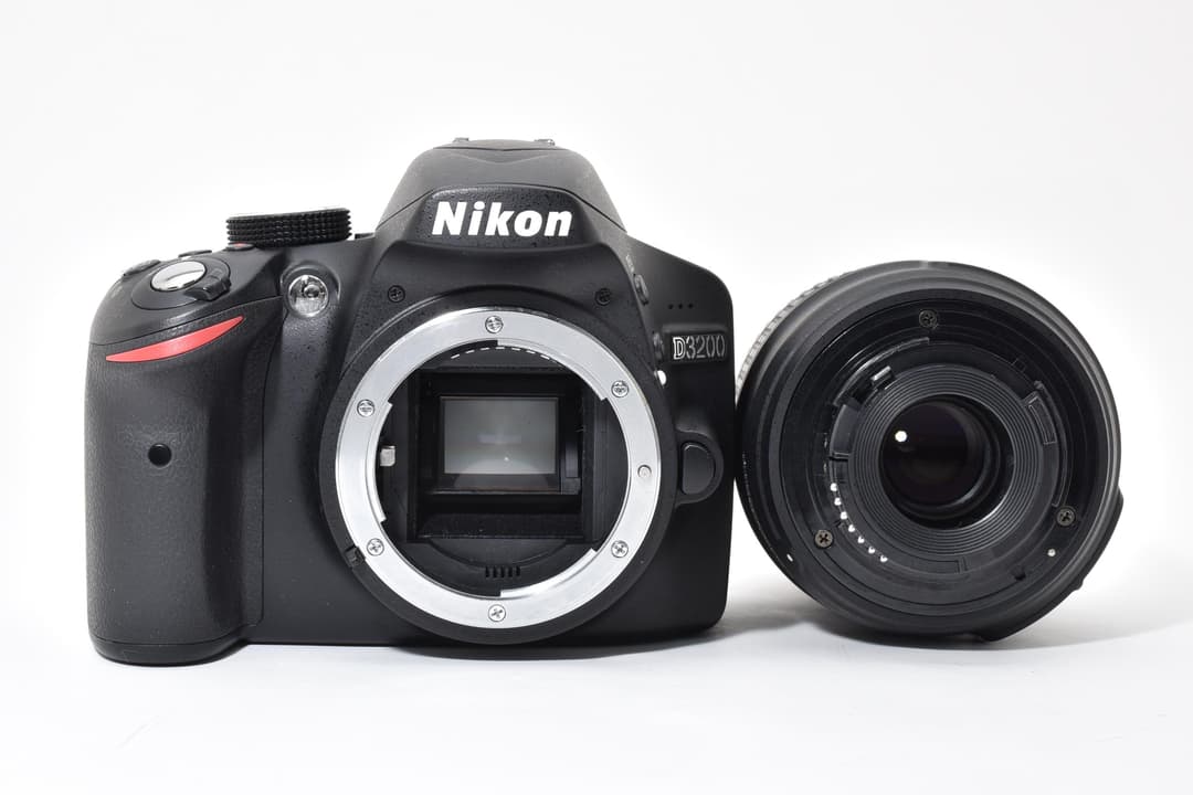 美品 Nikon D3200 スマホ転送OK レンズキット #9580