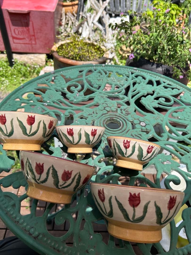 Nicolas Mosse POTTERY チューリップ柄の手書き陶器のボウル