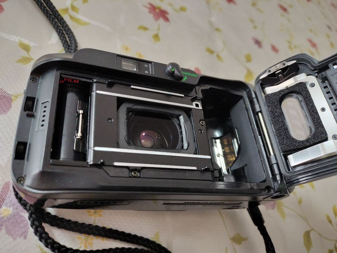 OLYMPUS μ[mju:]ZOOM DELUXE コンパクトフィルムカメラ