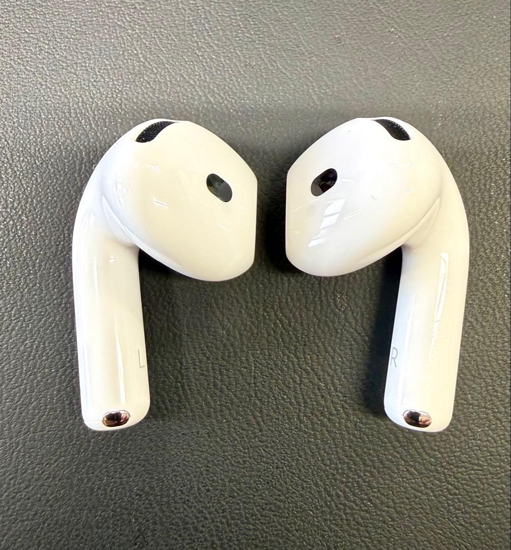 AirPods 4 (アクティブノイズキャンセルモデル)+ ケース